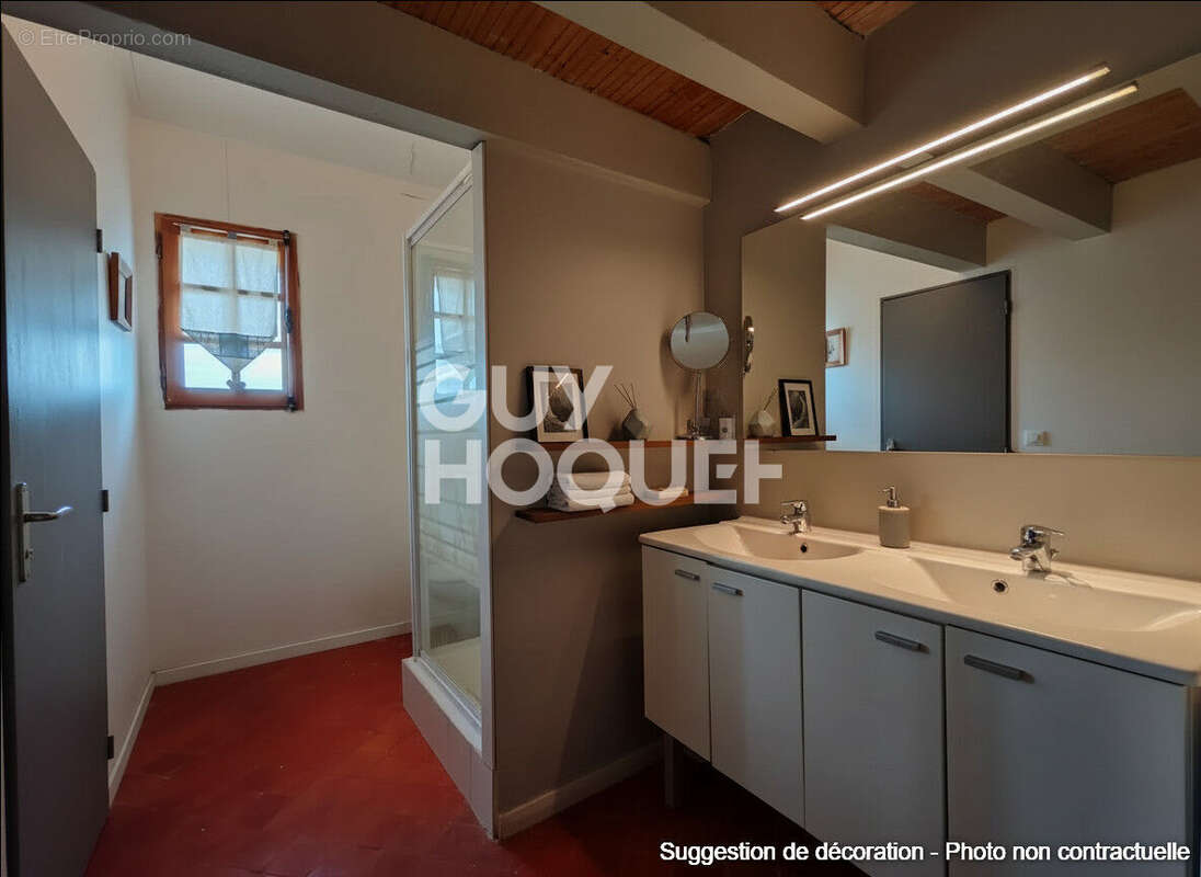 Maison à MALAUCENE