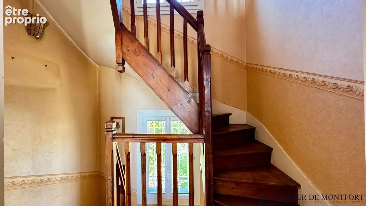 Maison de charme sur terrain de près de 2 hectares. - photo 14