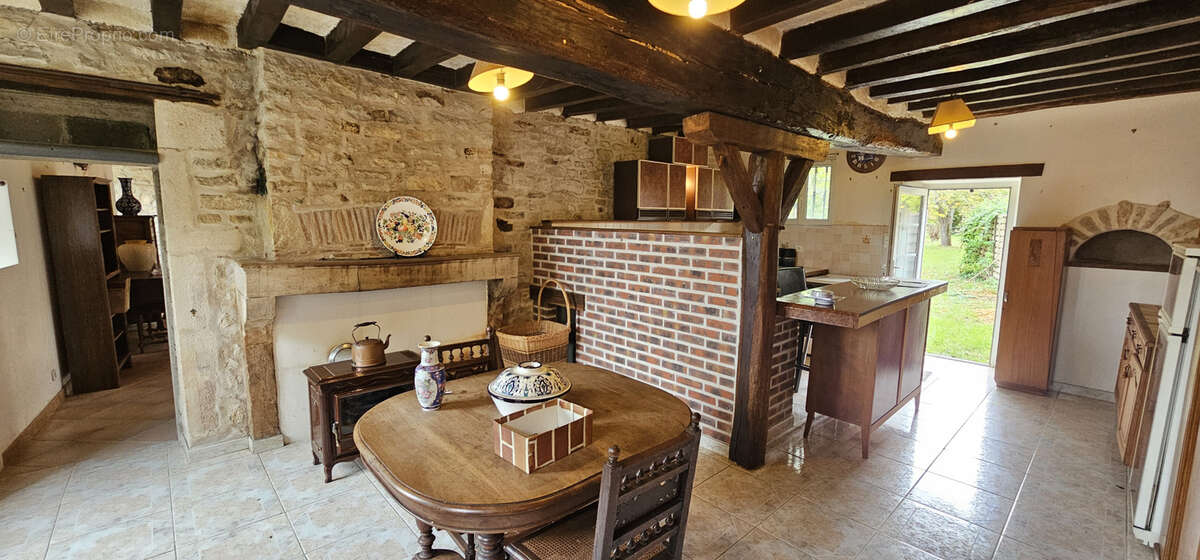 Maison à LA CHAPELLE-SAINT-ANDRE