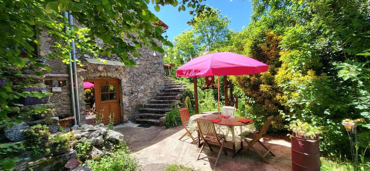 Photo 3 - Maison à SAINT-LAURENT-DE-CERDANS