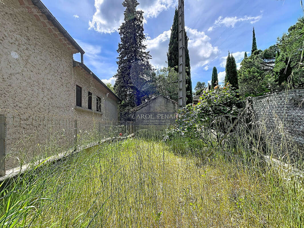 Appartement à BEAUMES-DE-VENISE