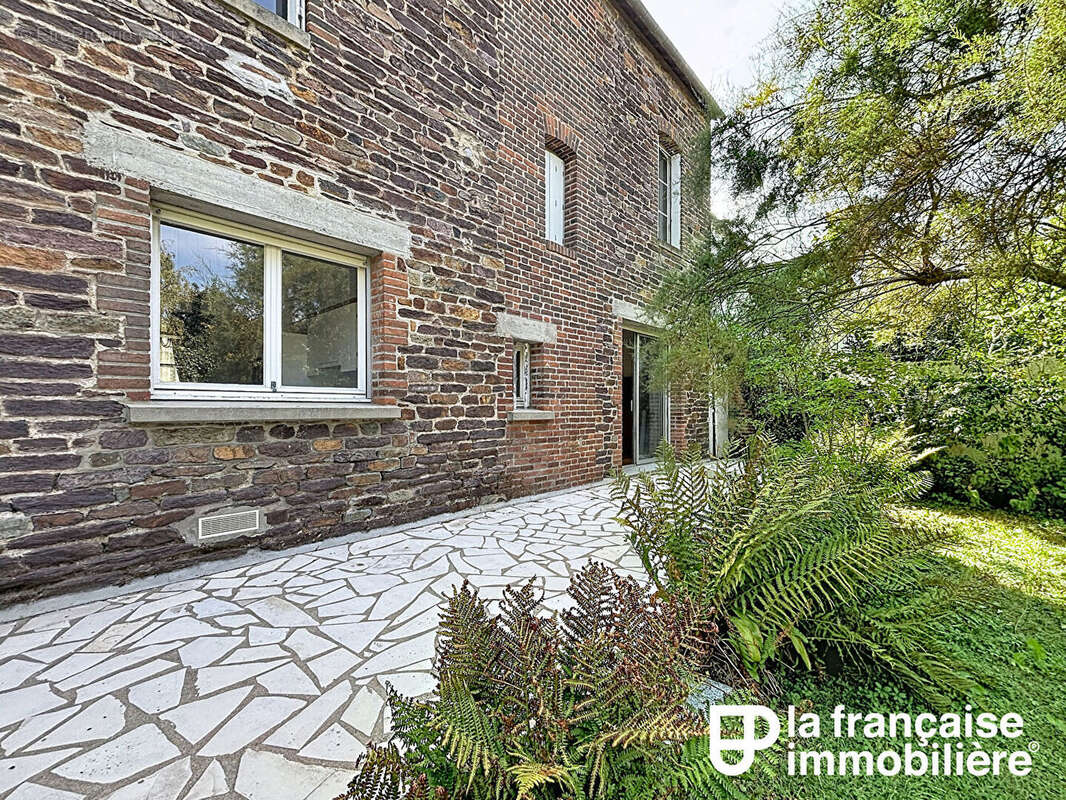 Maison 8 pièces de caractère de 160 m², Sacrés Coeurs. - photo 7