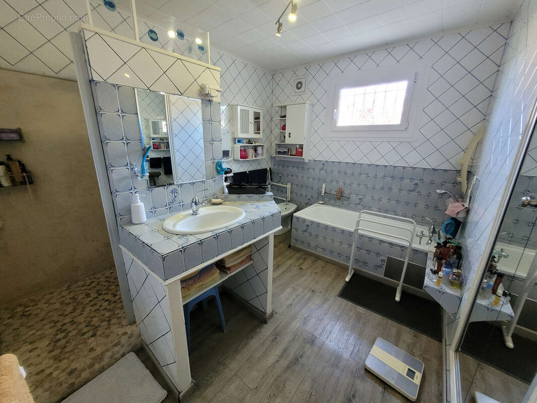 Maison à COLOMBIERS