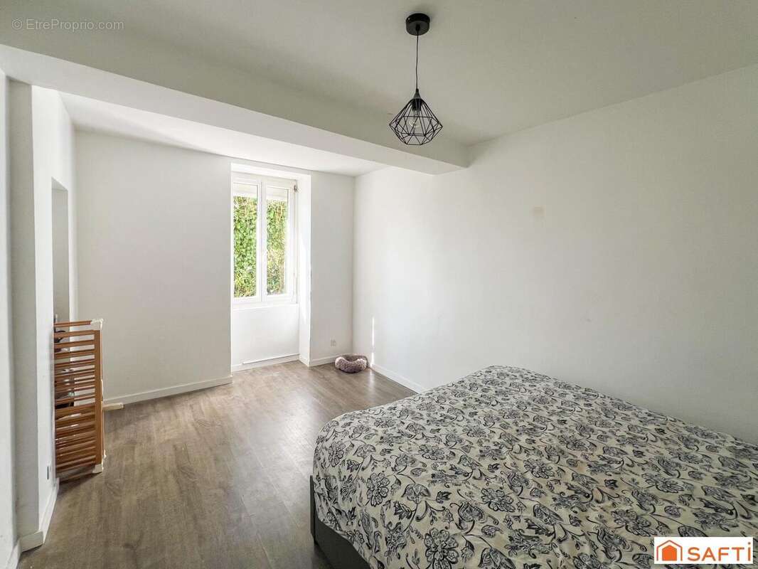 Photo 6 - Maison à BOURG