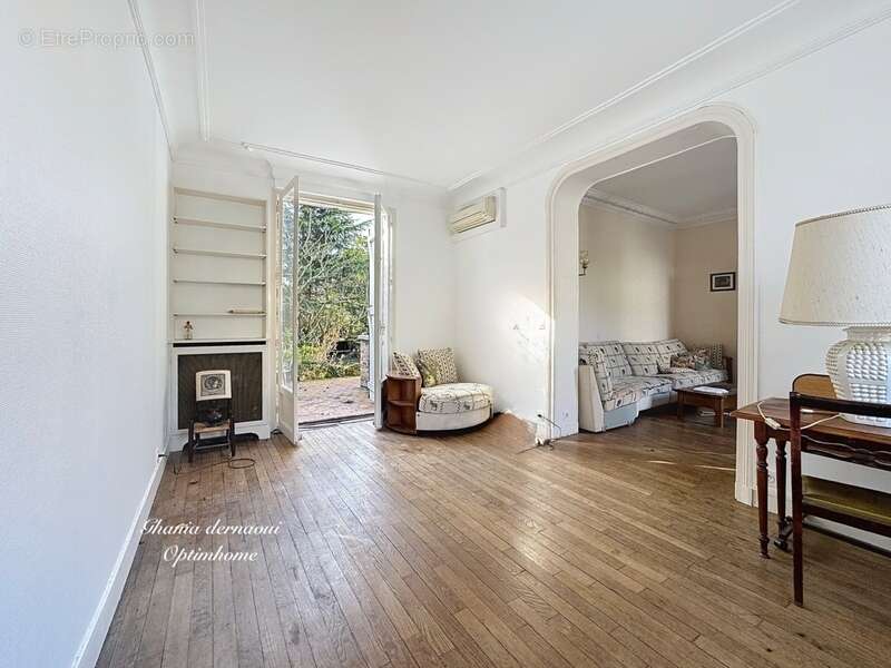 Maison à LE PERREUX-SUR-MARNE