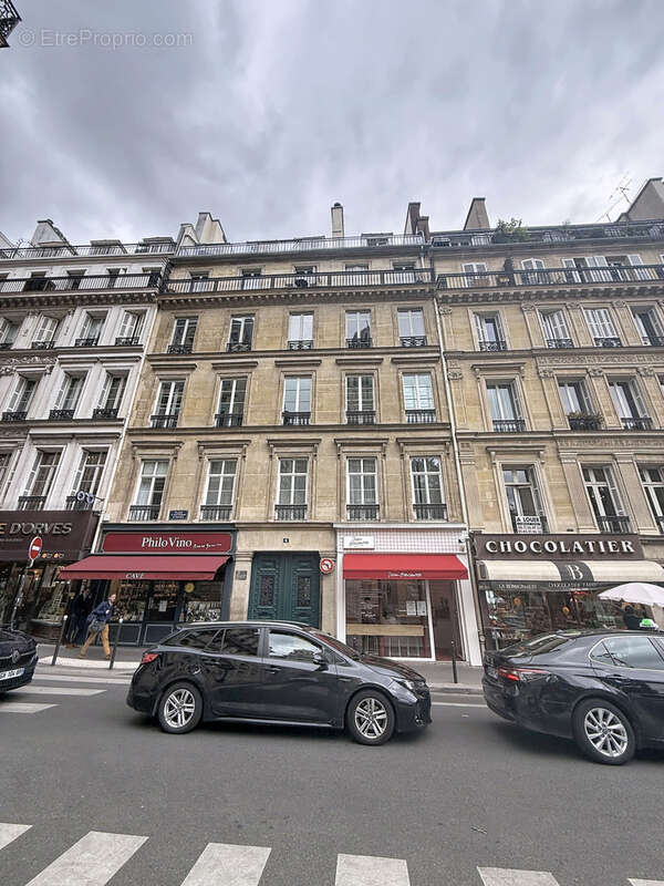 Appartement à PARIS-9E