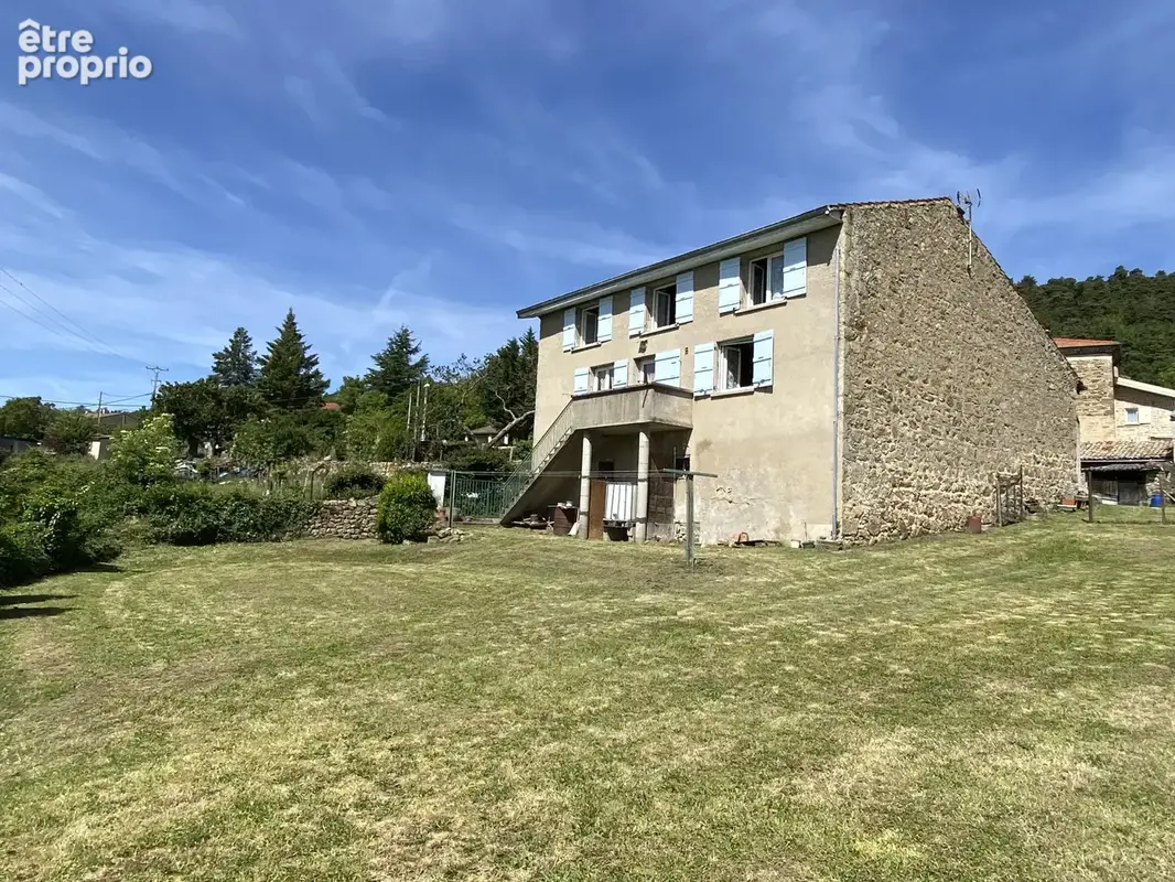 Vue magnifique pour cette maison de hameau avec terrain - photo 5