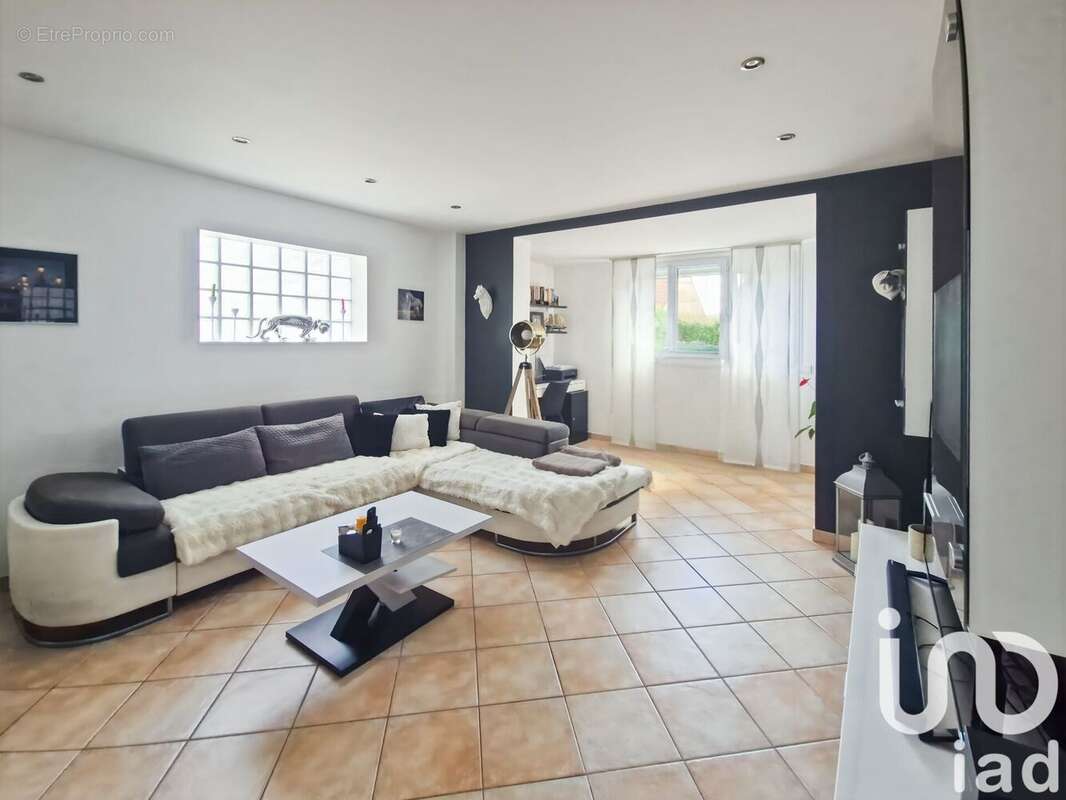 Photo 8 - Maison à MONTFERMEIL