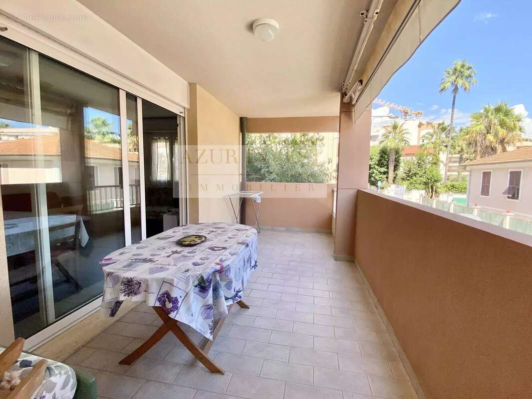 Appartement à ROQUEBRUNE-CAP-MARTIN