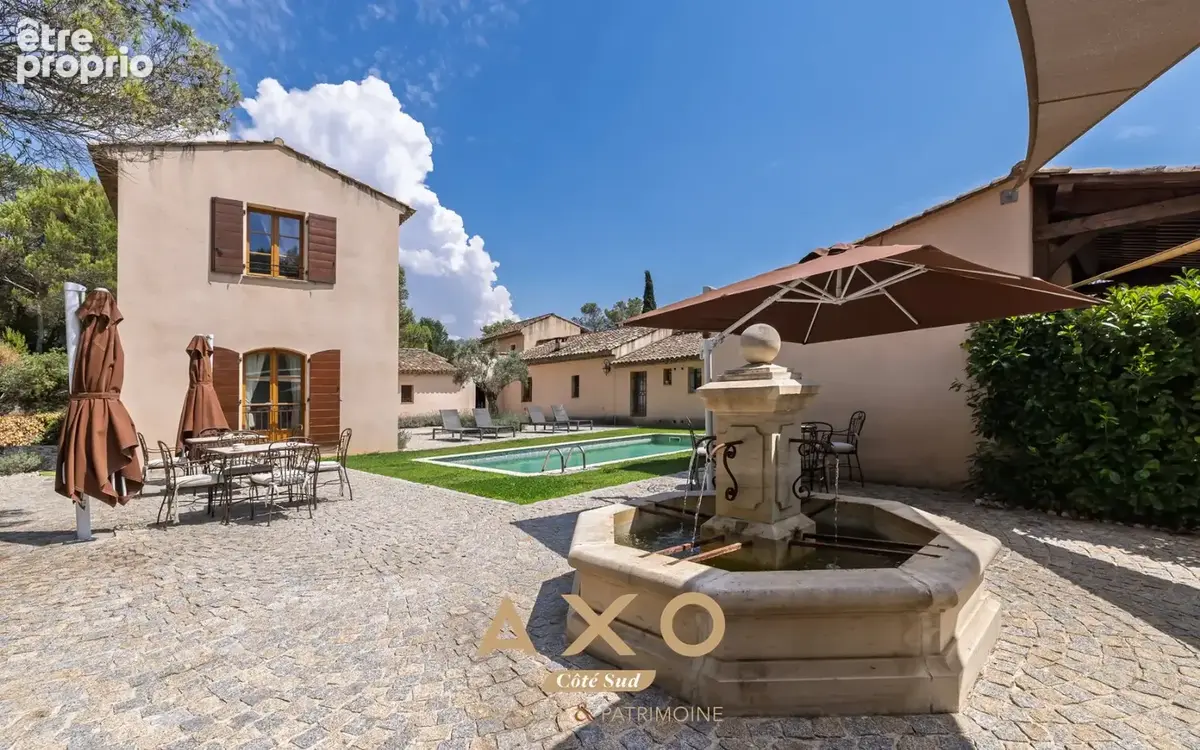 Saint marc jaumegarde - vue sainte victoire - ensemble immobilier - 2 maisons - 380 m2  - appartements - jacuzzi - spa - 2 pisci - photo 3