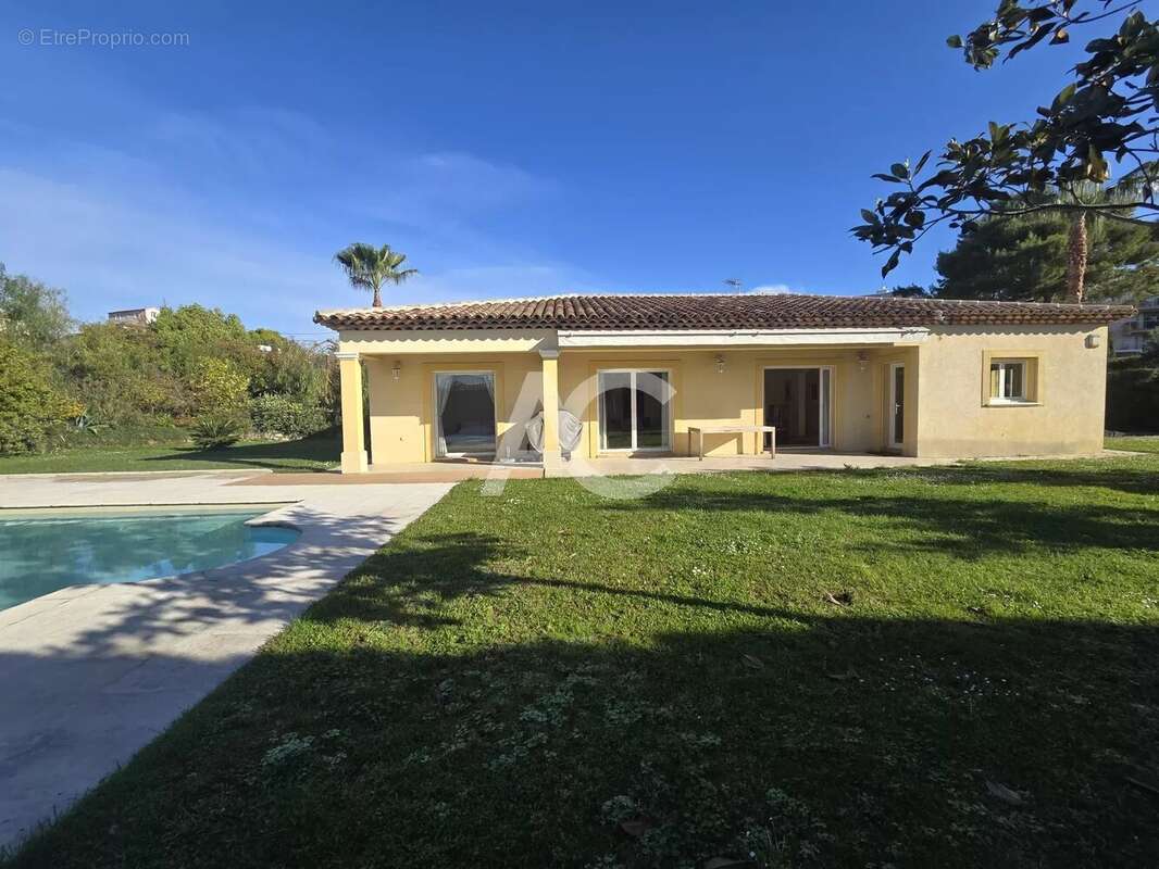 Maison à ANTIBES