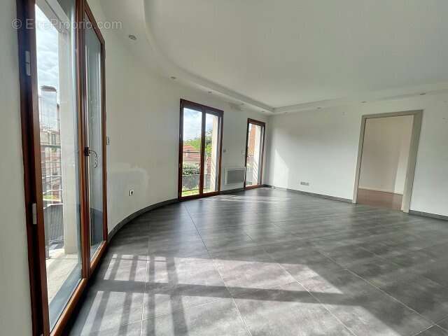 Appartement à MAISONS-ALFORT
