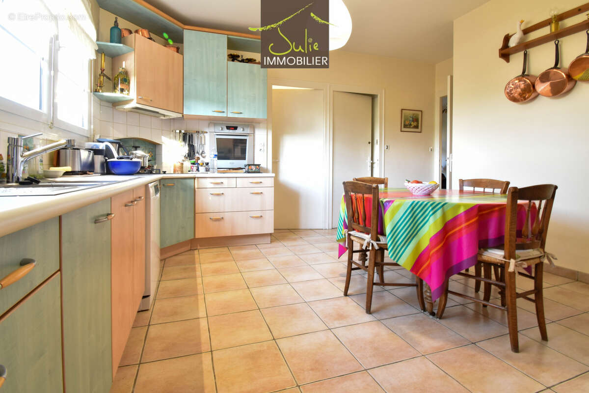 Maison à CERIZAY