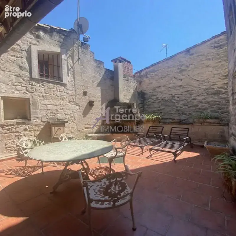 Photo Maison à Beaucaire au prix de 290 000€