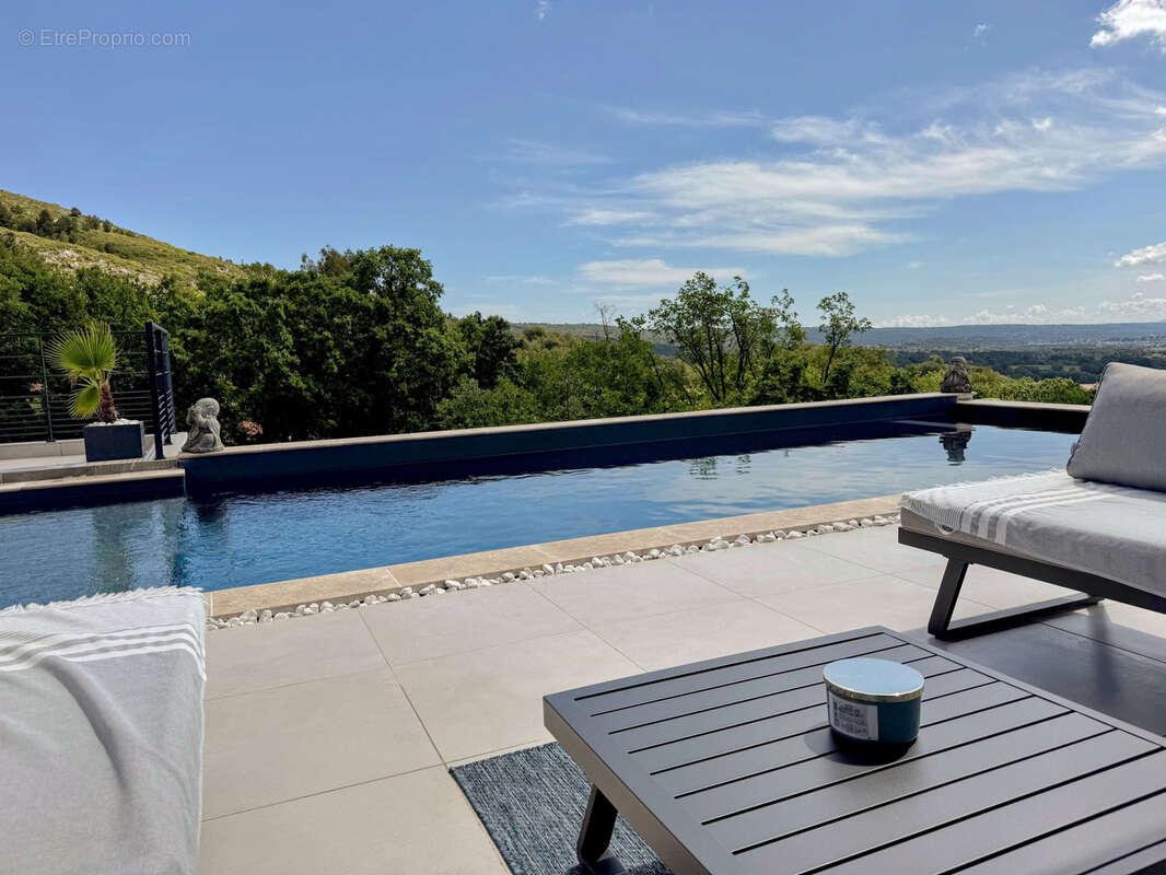 Maison à PUYLOUBIER