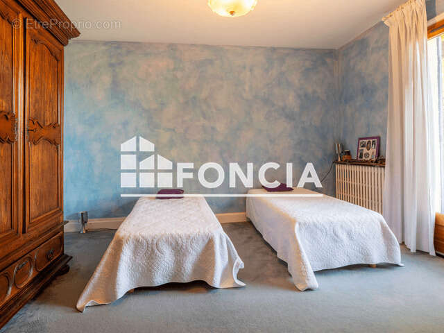 Maison à SAINTE-LIVRADE-SUR-LOT