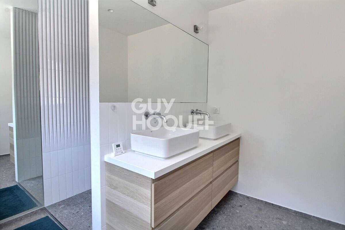 Maison Velizy Bas 6 pièces 165m² - photo 10