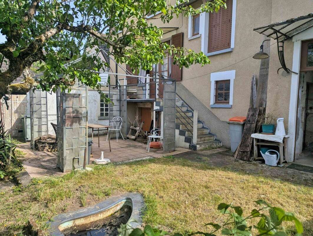 jardinet avec terrasses Sud Auxerre - Maison à MERRY-SUR-YONNE