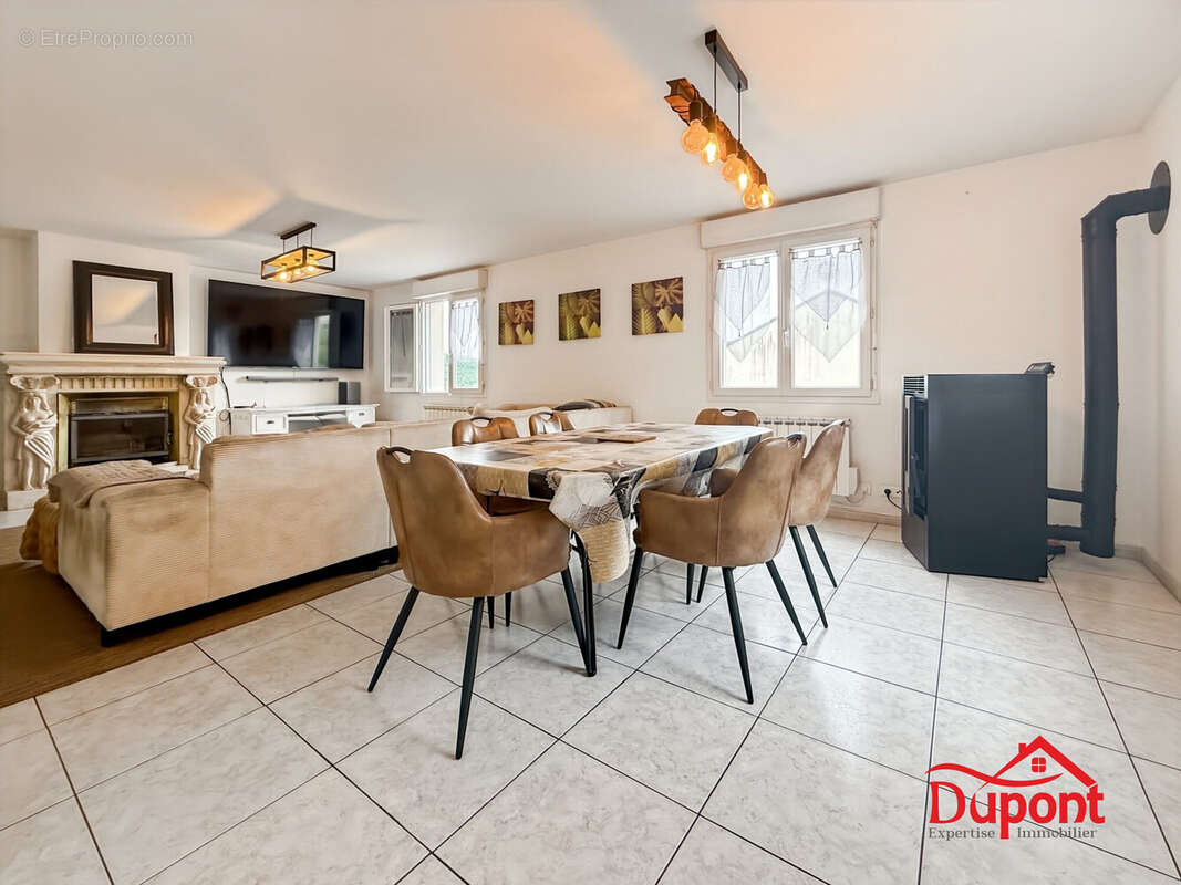 Maison 137 m² à Deville  - photo 3