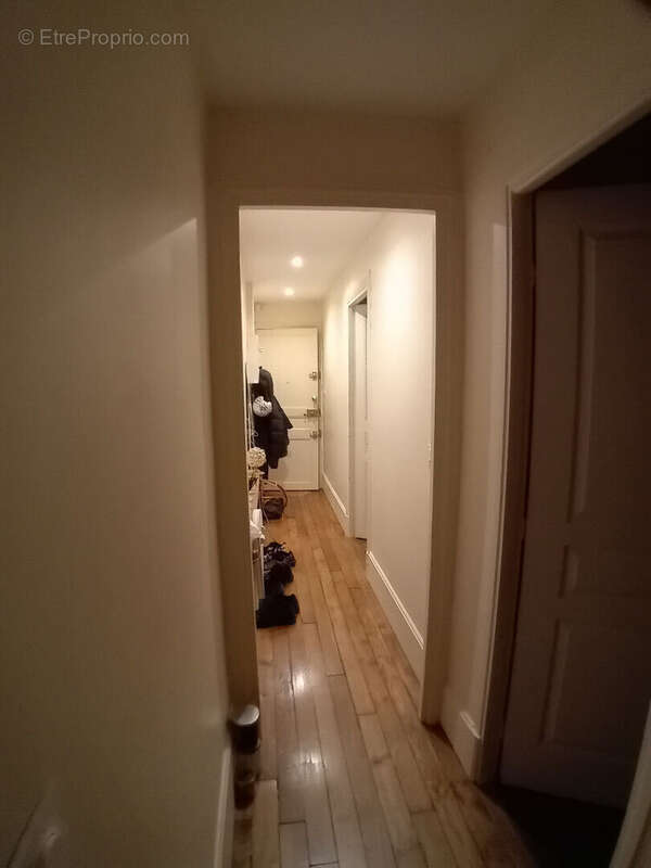 Appartement à PARIS-19E