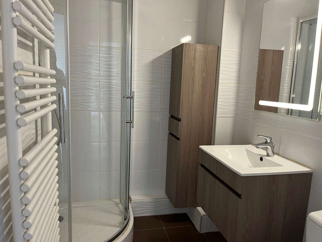 Appartement à LYON-8E