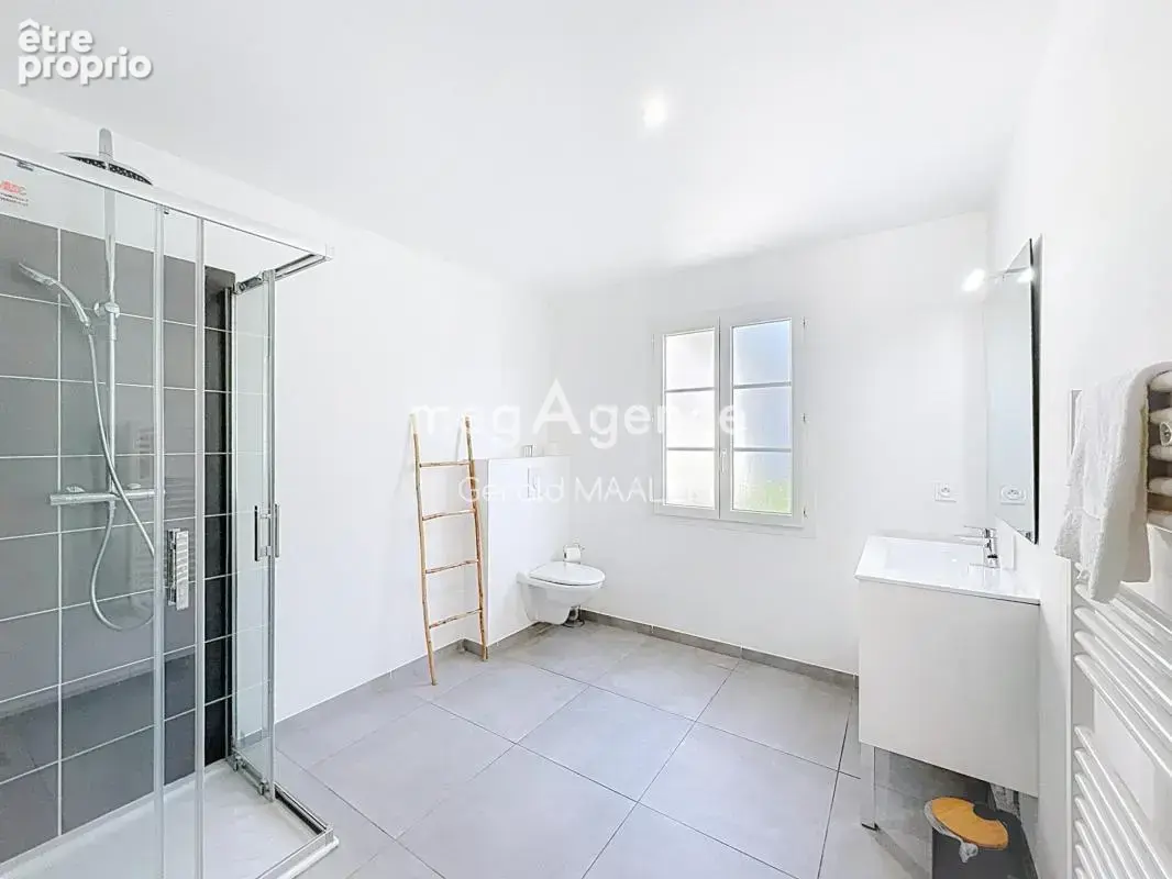 Maison de 167m² avec garage proche plage à Grimaud - photo 13