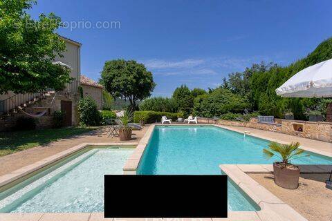 Maison à UZES