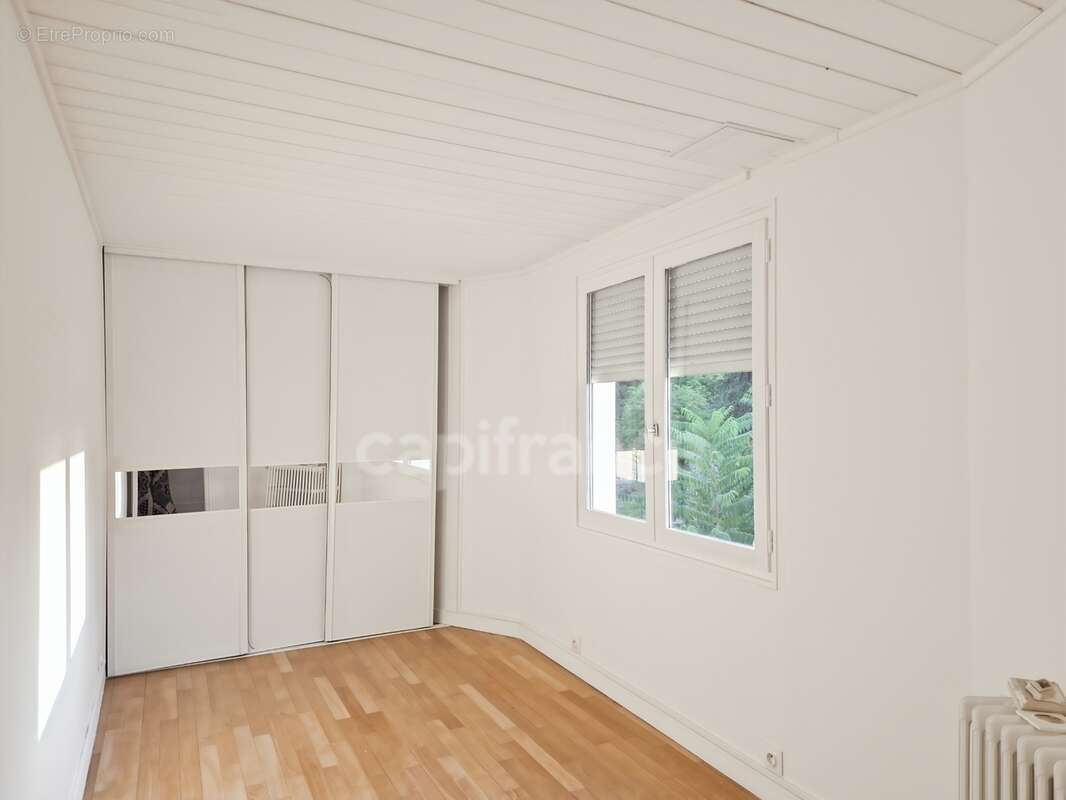 Appartement avec terrasse et parking sécurisé - photo 19