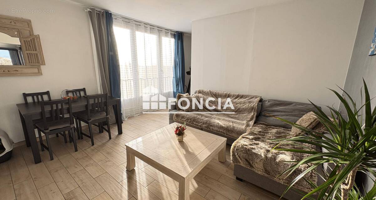 Appartement à RUNGIS