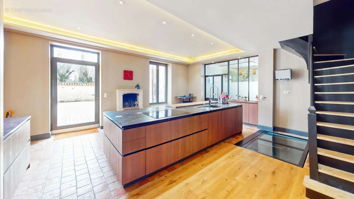 Maison à NEUVILLE-DE-POITOU