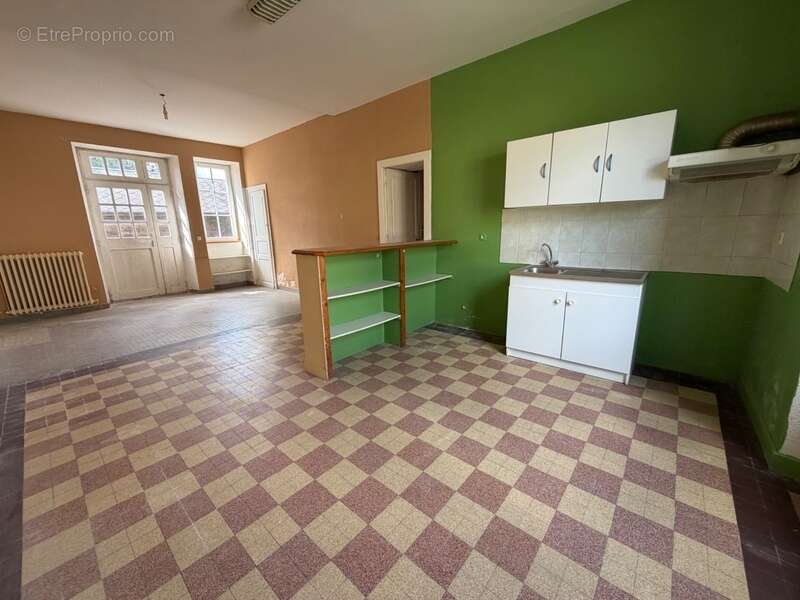 Appartement à SOULLES