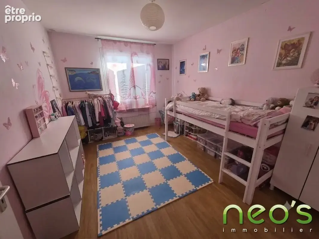 Maison 108 m² à Nueil-Les-Aubiers  - photo 5