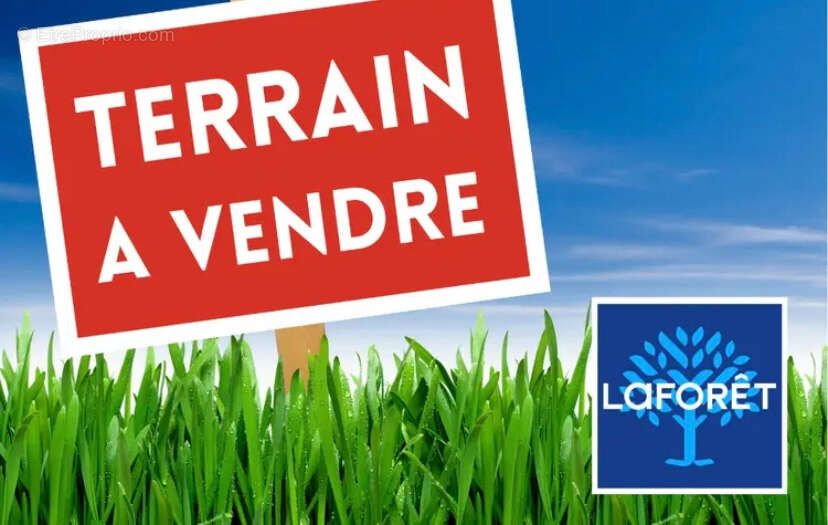 Terrain à SAVIGNY-SUR-ORGE