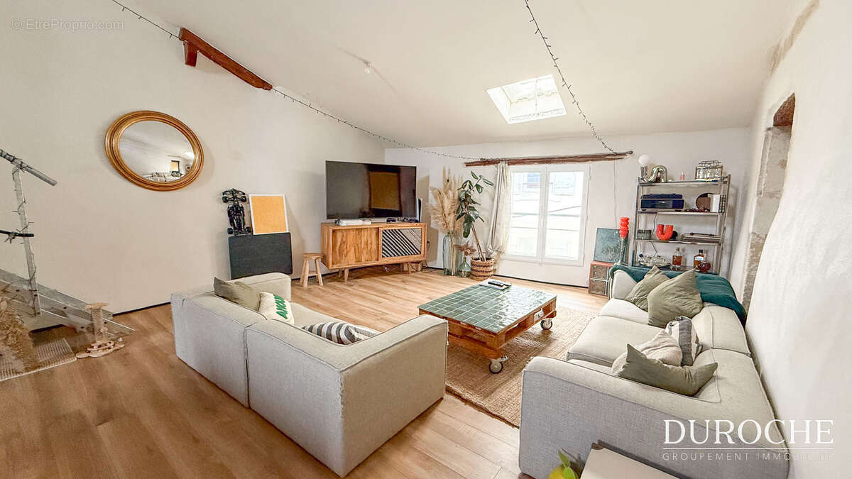 Maison à ROQUEMAURE