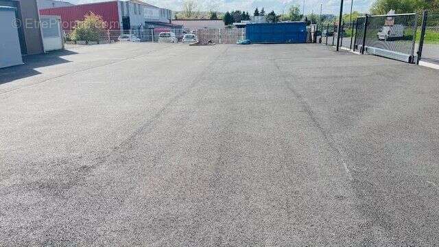 Commerce à BACCARAT