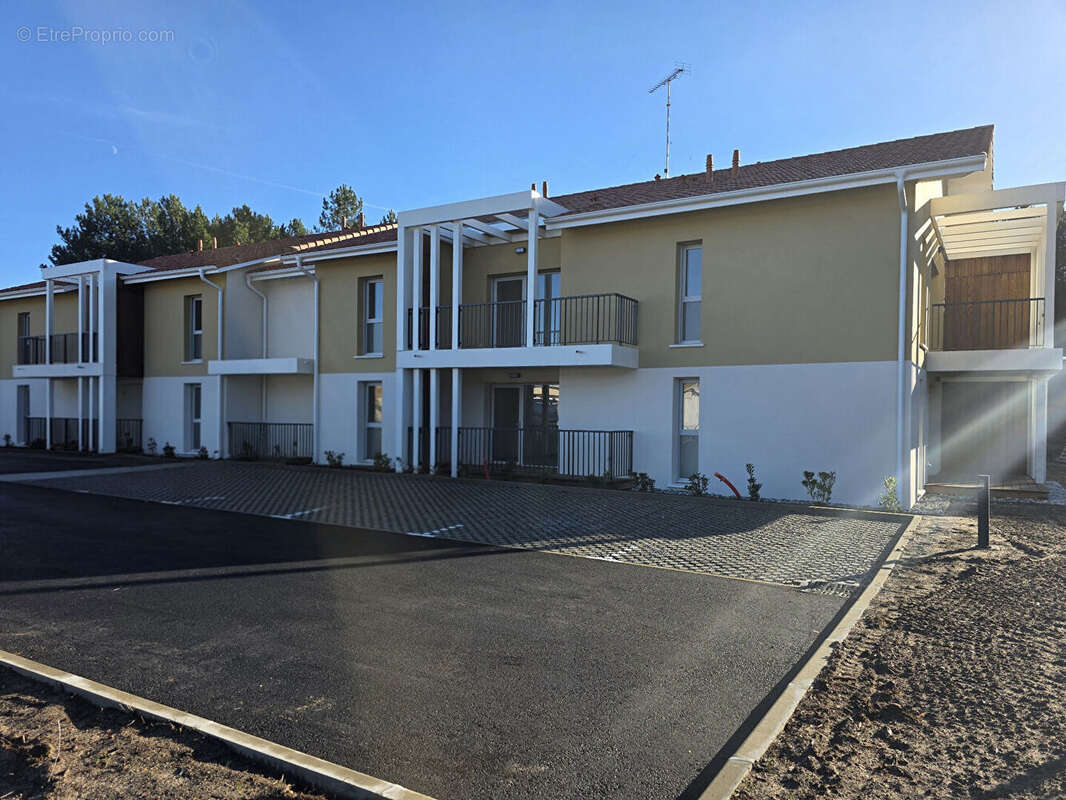 Appartement à VIELLE-SAINT-GIRONS