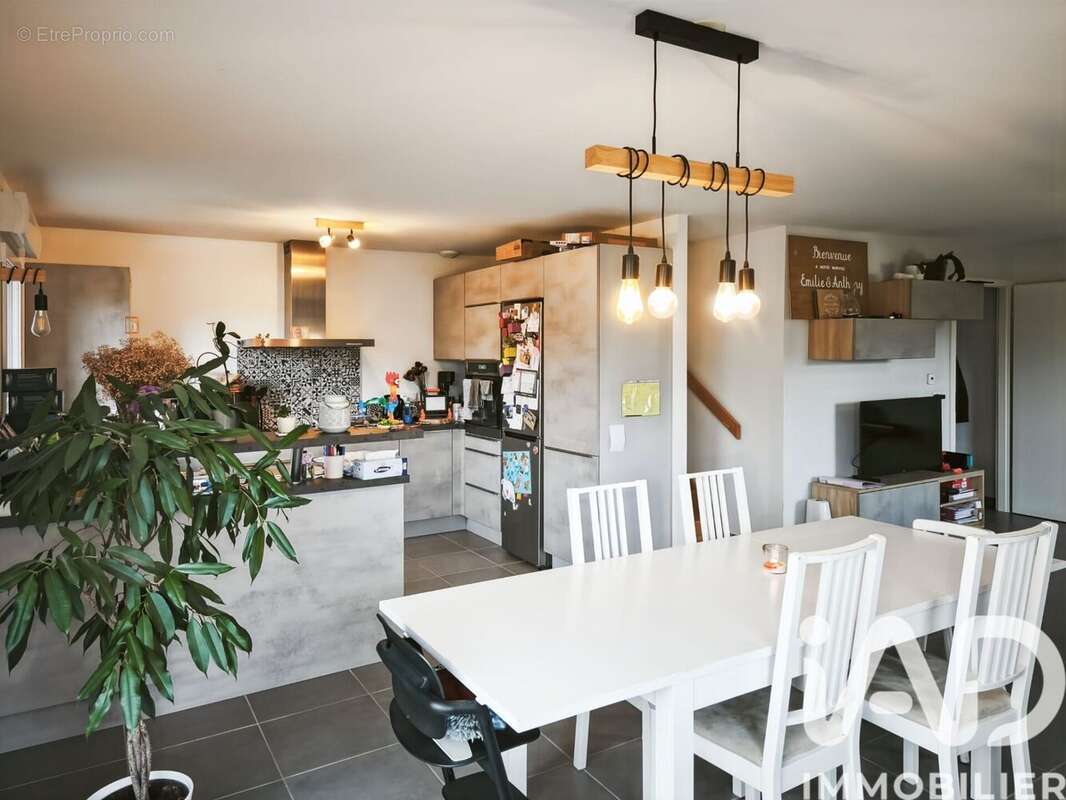 Photo 2 - Appartement à ALBY-SUR-CHERAN