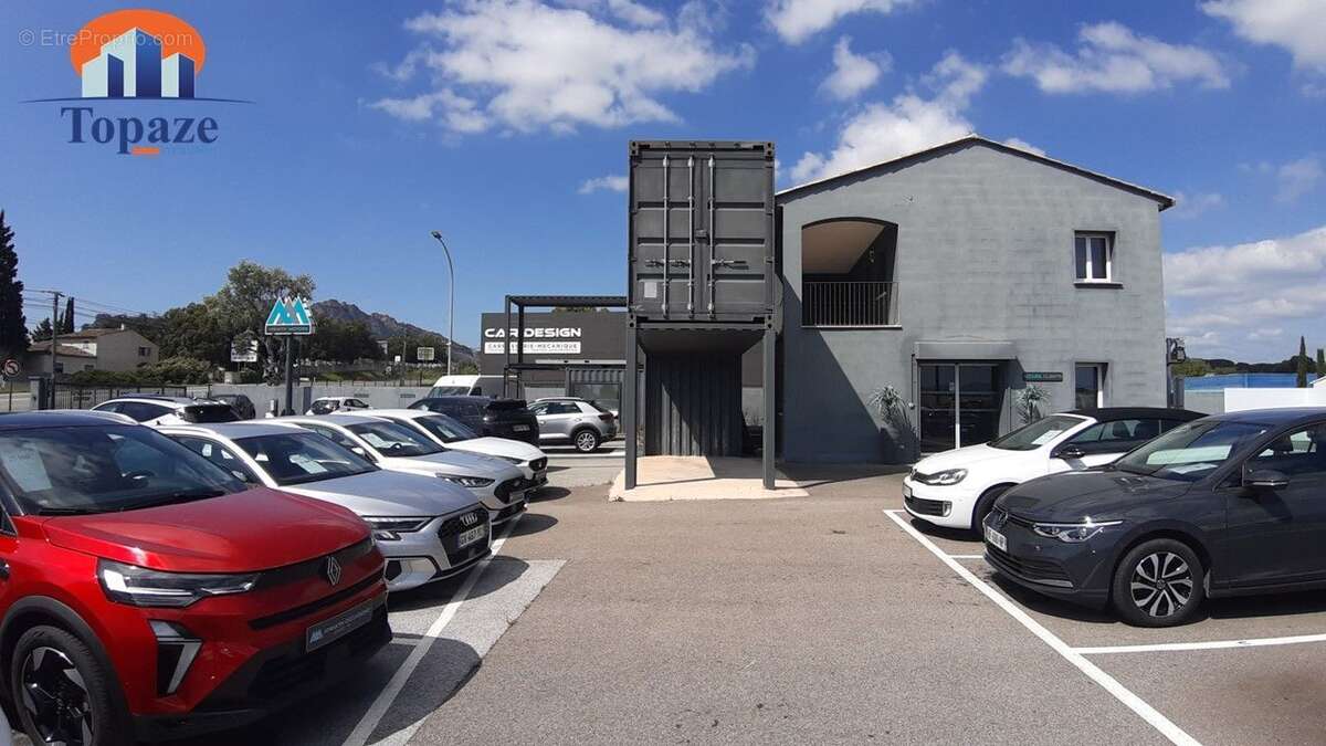 Commerce à ROQUEBRUNE-SUR-ARGENS