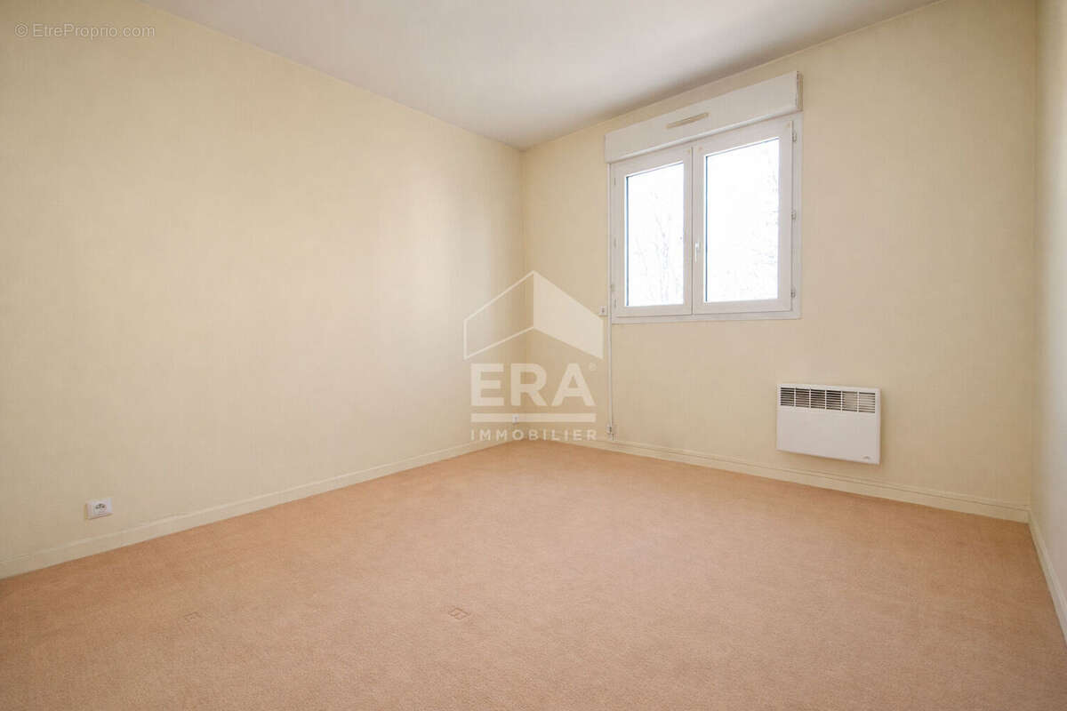 Appartement à ISSY-LES-MOULINEAUX
