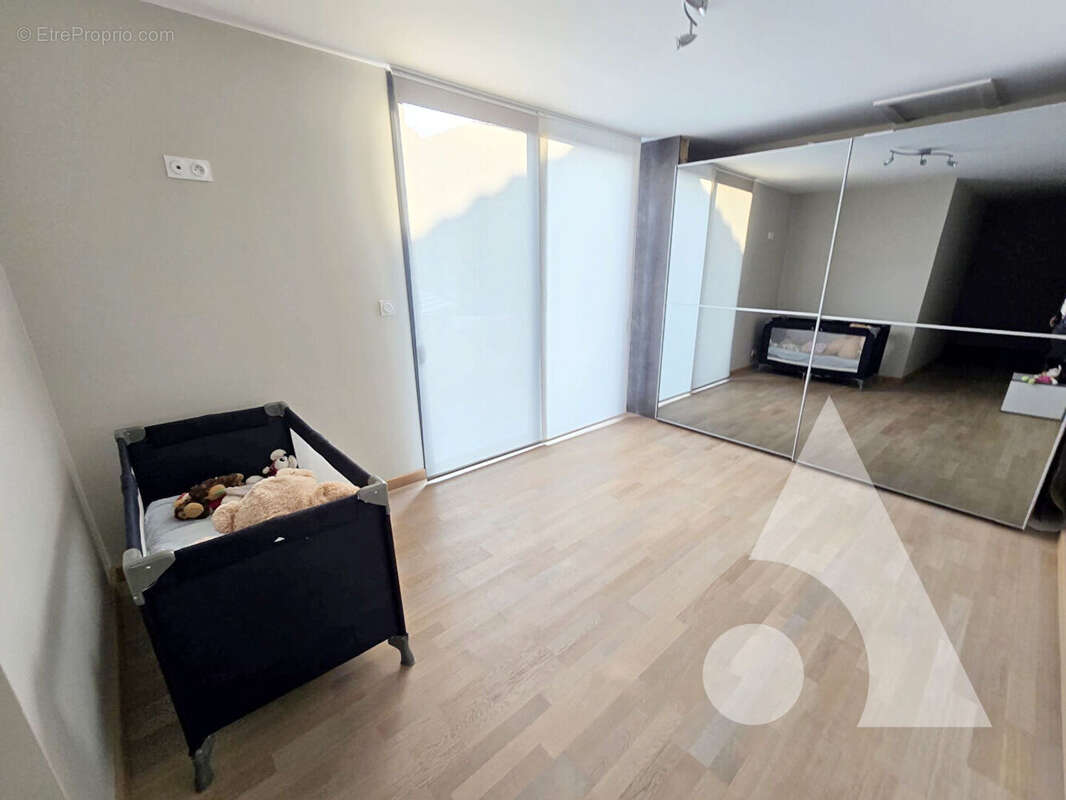 Appartement à SAINTE-SAVINE