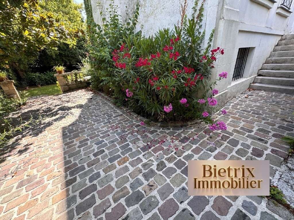 Maison à L&#039;ISLE-ADAM