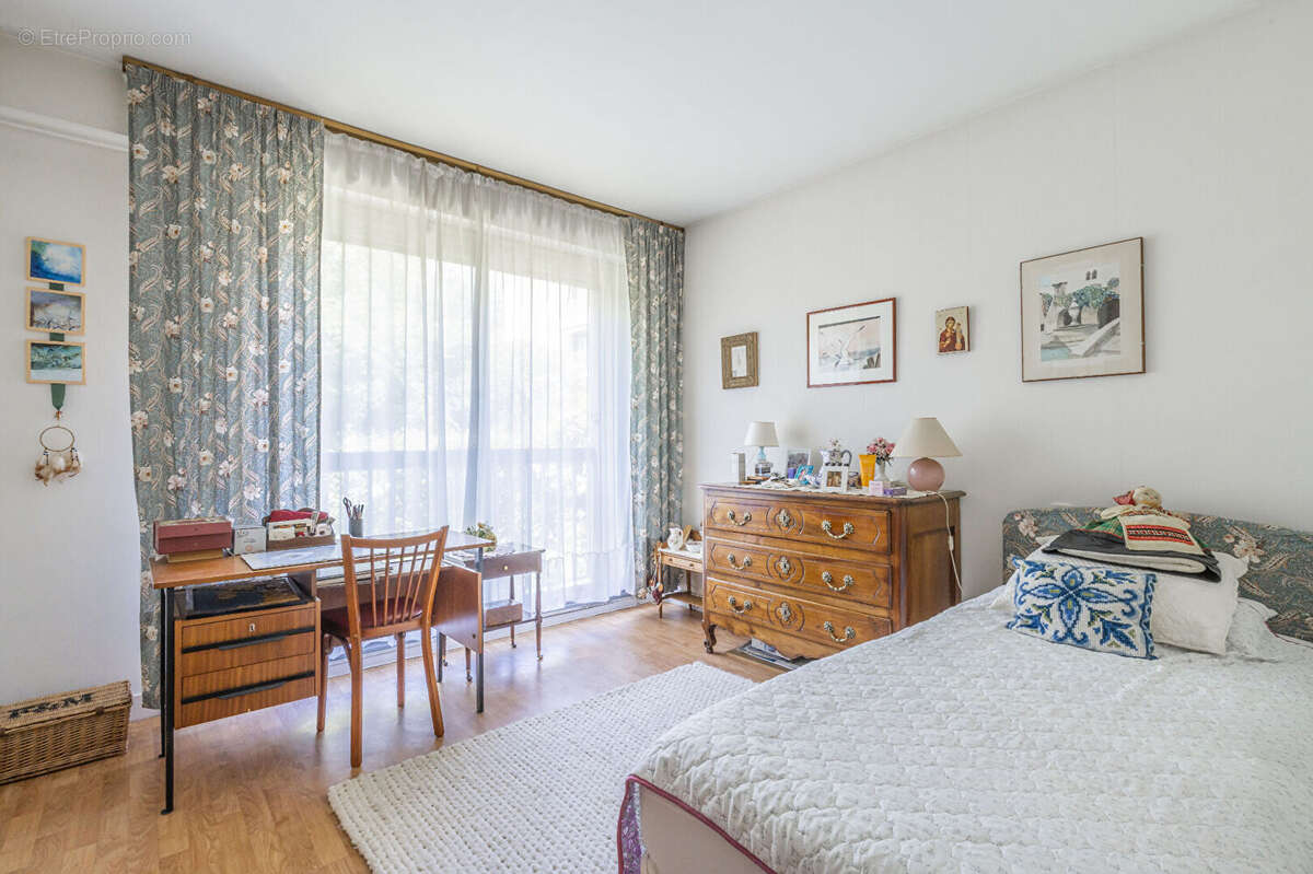 Appartement à GARCHES