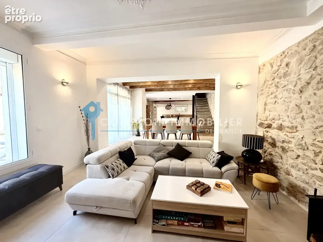 En exclusivité  Pépite et rare A vendre Vergèze, maison vigneronne entièrement rénové 190 m2 environ sur 300 m - photo 12