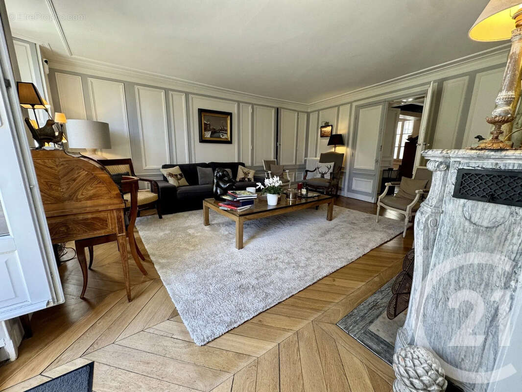 Maison 293 m² à Fontainebleau  - photo 5
