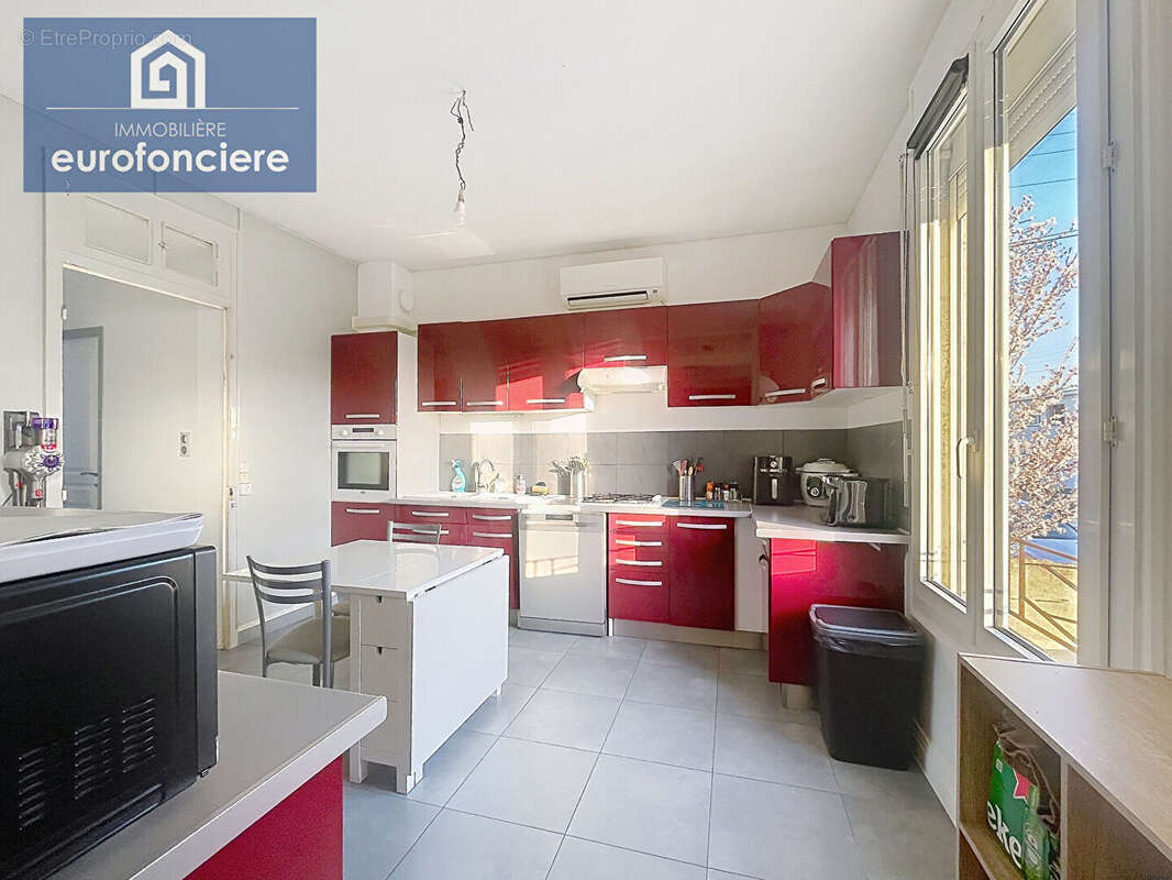 Maison à LES NOES-PRES-TROYES