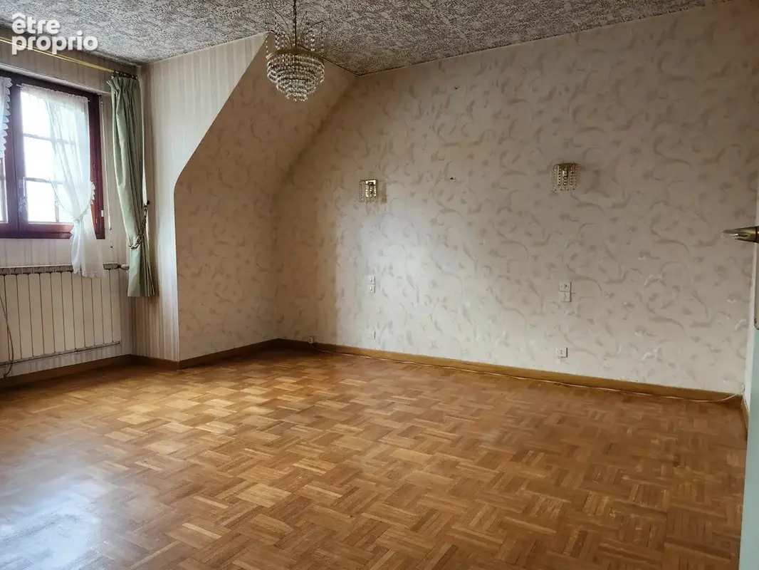 Maison 137 m² à Noyelles-Godault  - photo 5