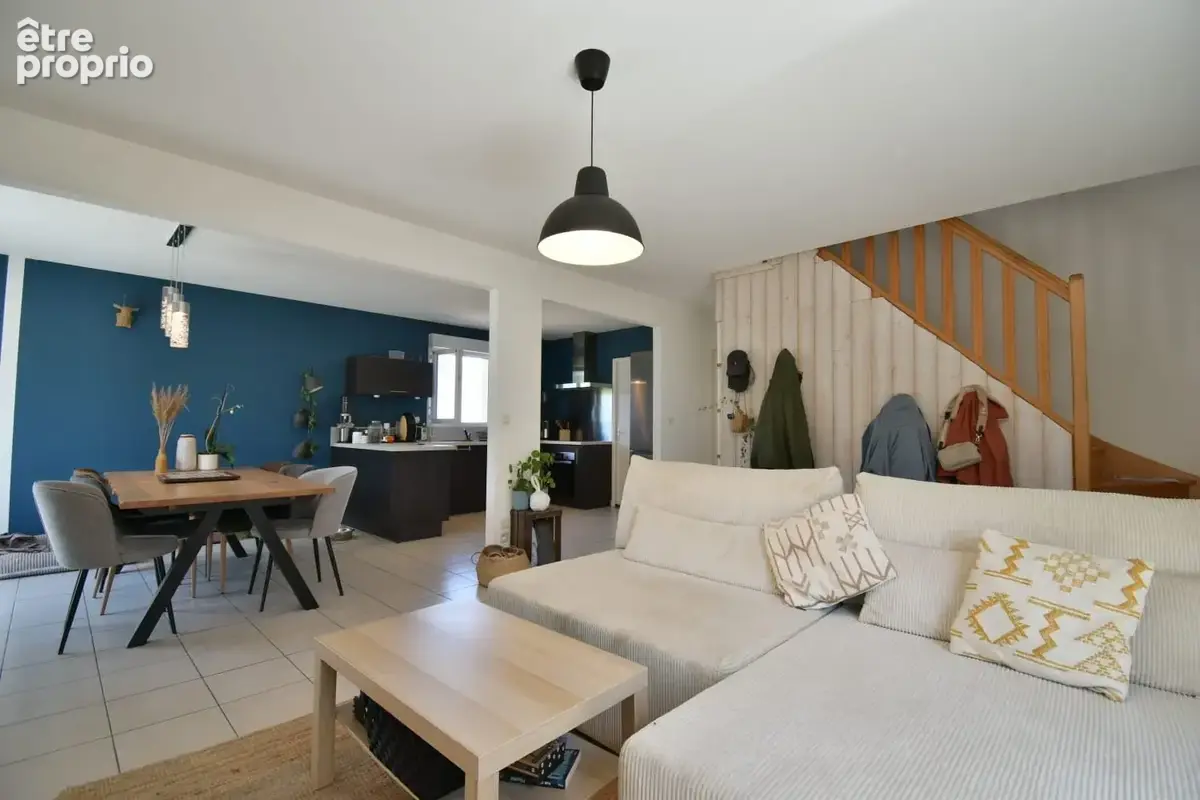 Maison 94 m² à Grand-Champ  - photo 6