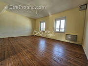 Appartement à DOZULE