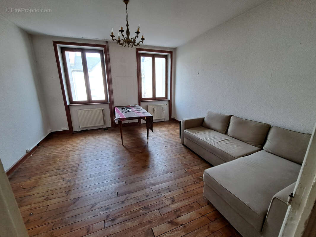 Maison à LE CHAMBON-SUR-LIGNON