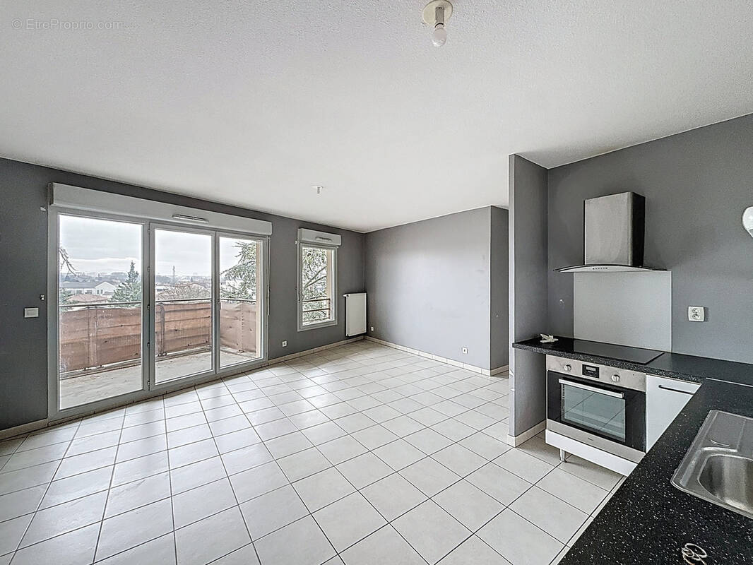 Appartement à VAULX-EN-VELIN